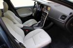 Volvo V40 2012 года
